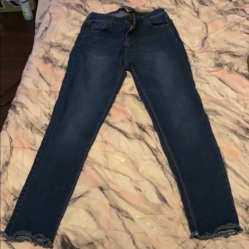 Fashion Nova Cropped Jeans